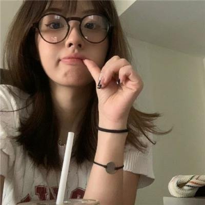 惨了！我的实习生是老妈